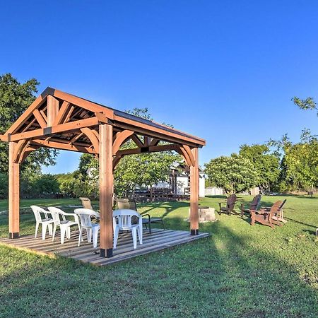House On Cattle Farm Central To Temple And Waco Lorena エクステリア 写真