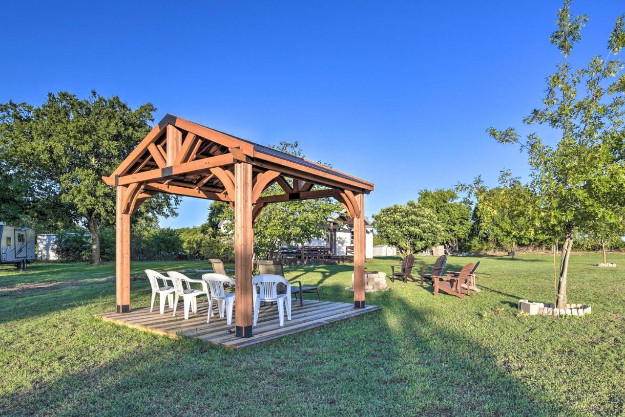 House On Cattle Farm Central To Temple And Waco Lorena エクステリア 写真