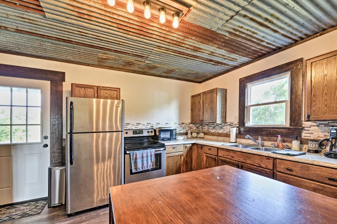 House On Cattle Farm Central To Temple And Waco Lorena エクステリア 写真