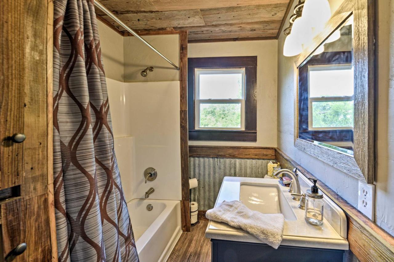 House On Cattle Farm Central To Temple And Waco Lorena エクステリア 写真
